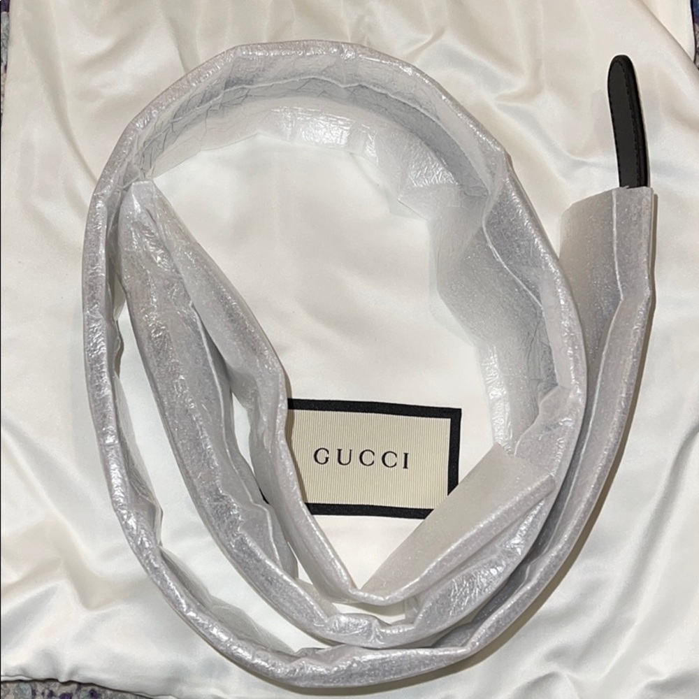 Gucci Leather belt with pearl Double G buckle - Picture 8 of 8